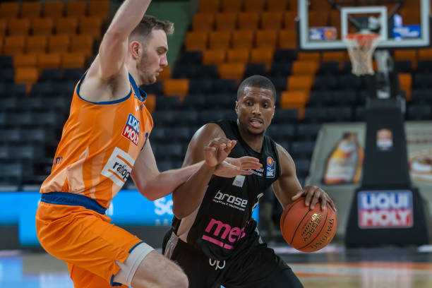 更是家人 更是家人