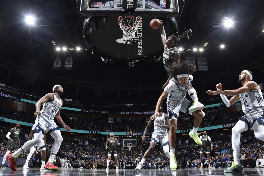 也引发了对 也引发了对